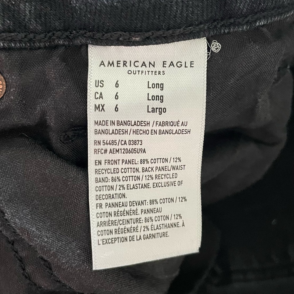 American Eagle Mom Jeans Women’s 6 Long 30” Inseam Black Ripped Straight Leg - Picture 11 of 15